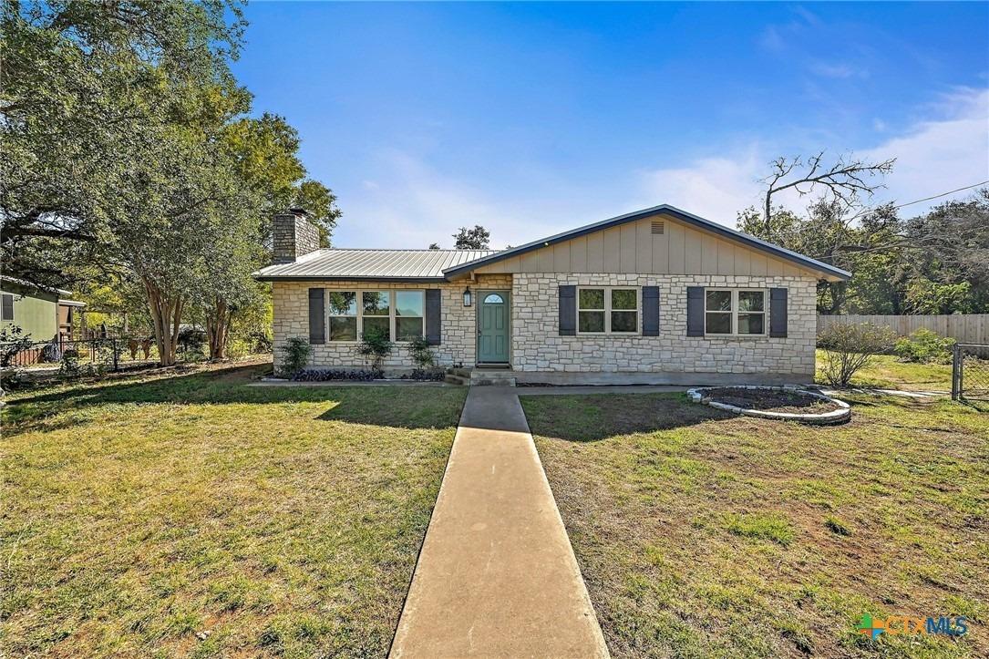 N Grange St, Bertram, TX 78605
