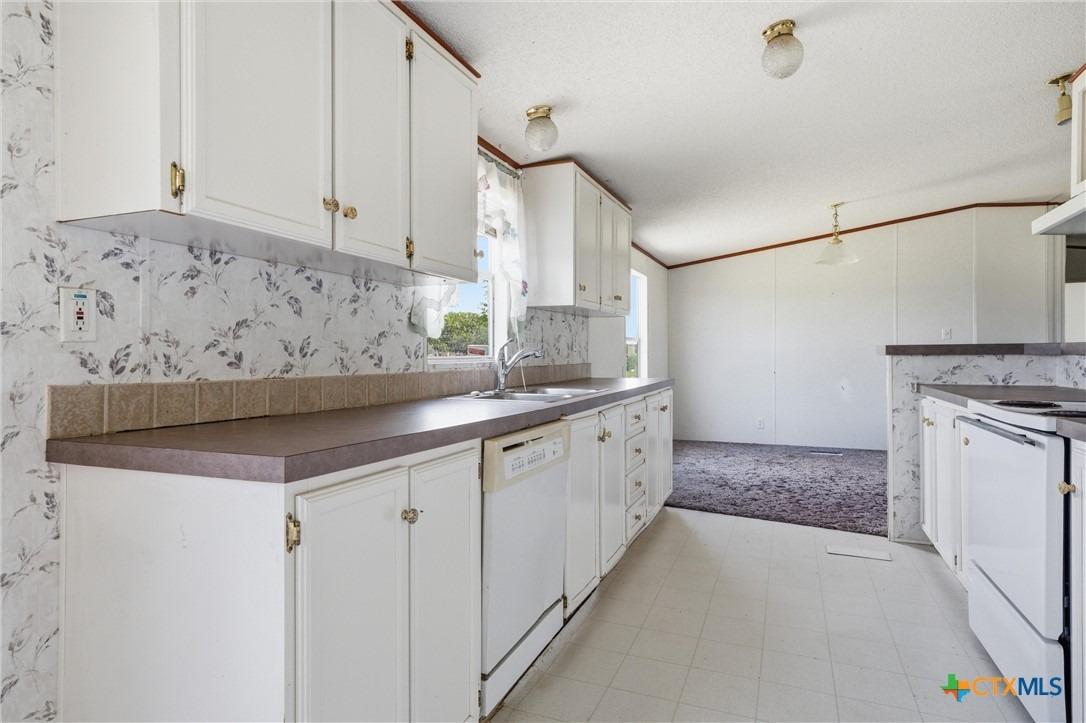 Hillside Dr, Troy, TX 76579