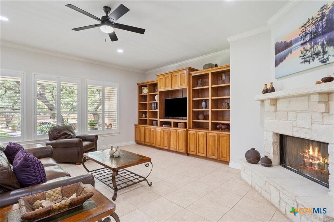 Buena Vista Dr, Georgetown, TX 78633