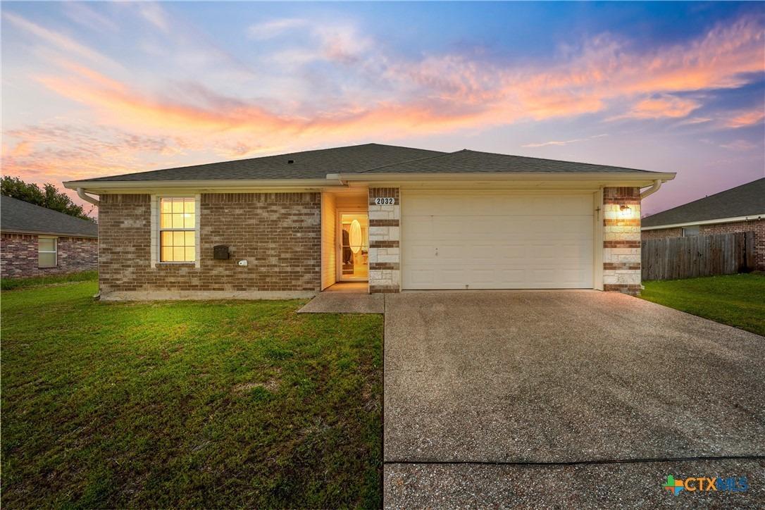 Sabine Dr, Waco, TX 76708