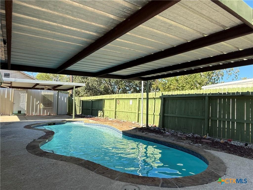 Mcpherson Dr, Port Lavaca, TX 77979