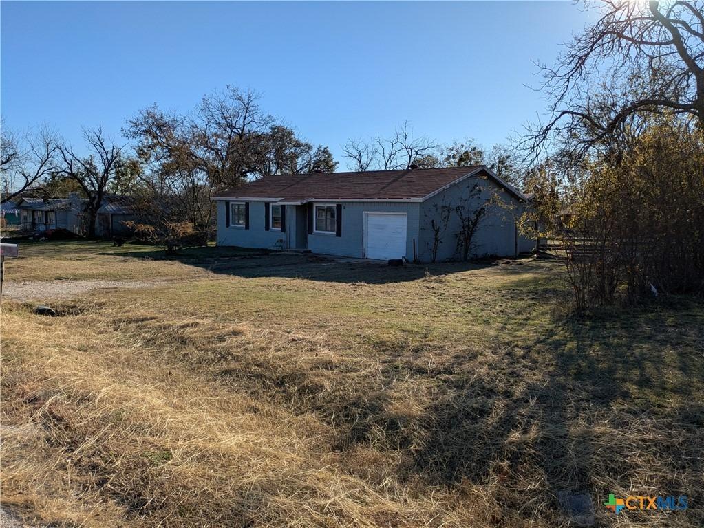 S 7th St, Lometa, TX 76853