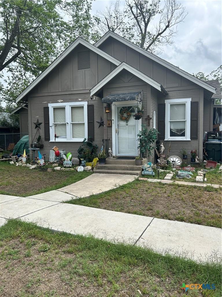 N San Marcos St, Seguin, TX 78155