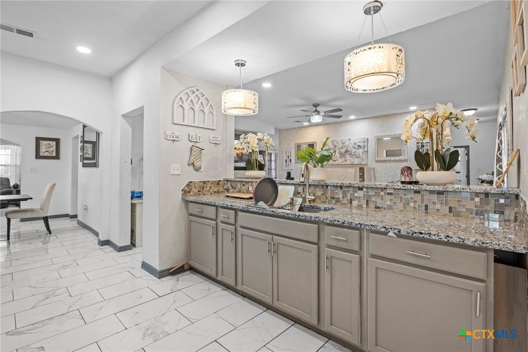 Ward St, Marlin, TX 76661