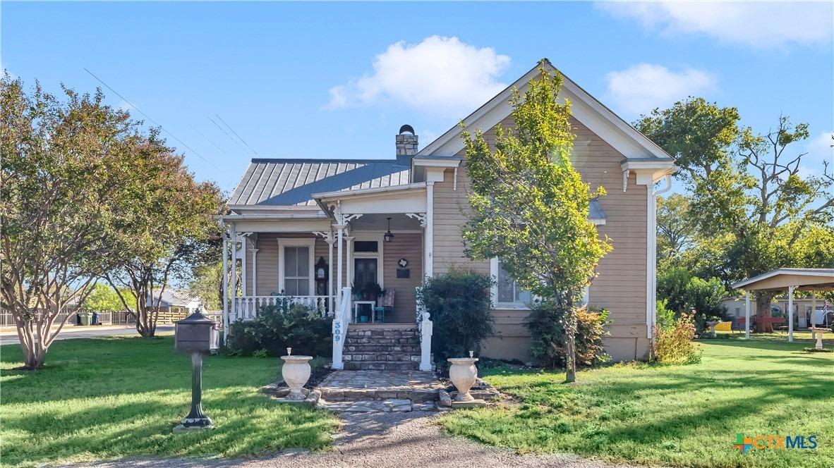 N Boundary St, Burnet, TX 78611