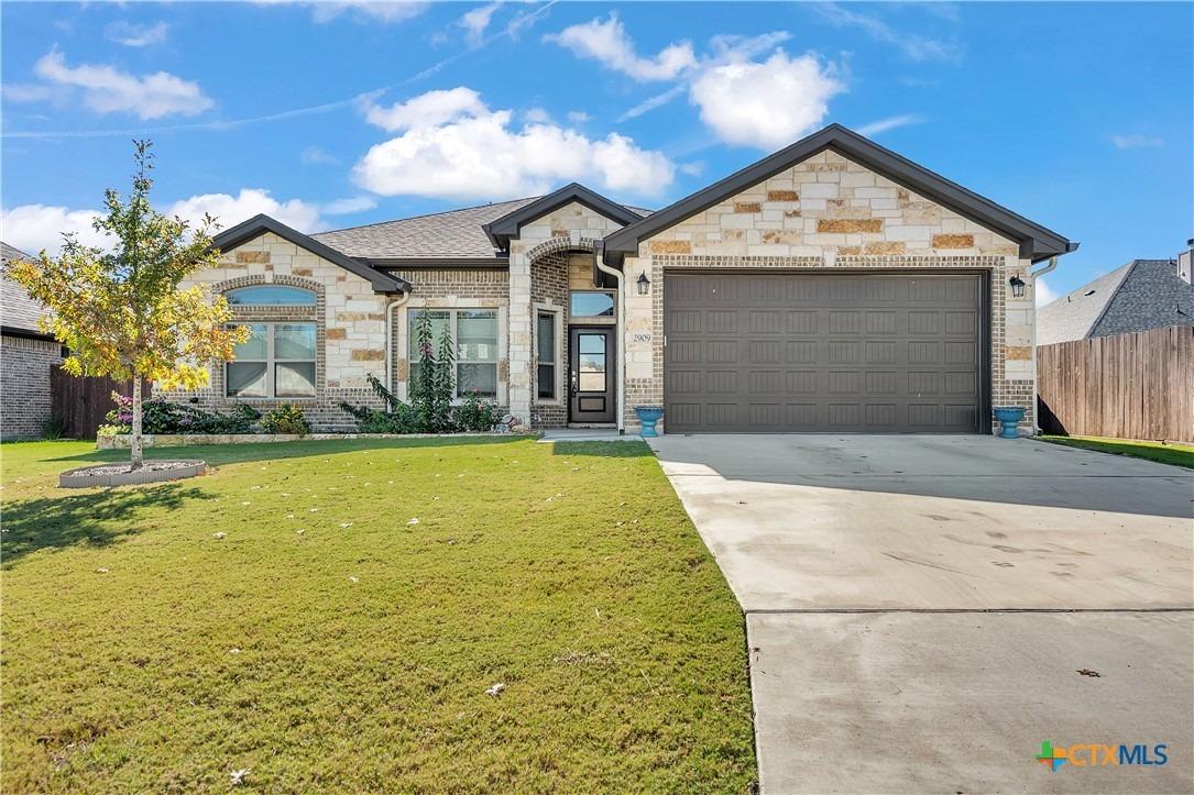 Torino Reale Ave, Temple, TX 76502
