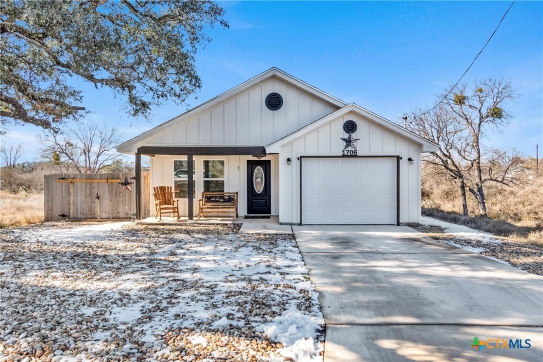 Redwood Dr, Granite Shoals, TX 78654