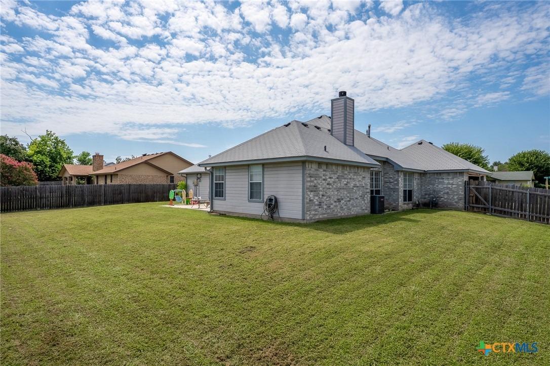 Weiss Dr, Killeen, TX 76542