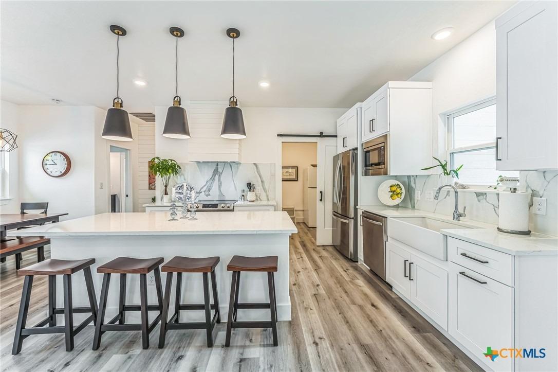 Desiree St, Canyon Lake, TX 78133