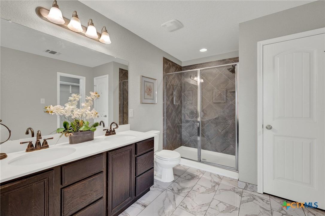 Jordan Xing, New Braunfels, TX 78130