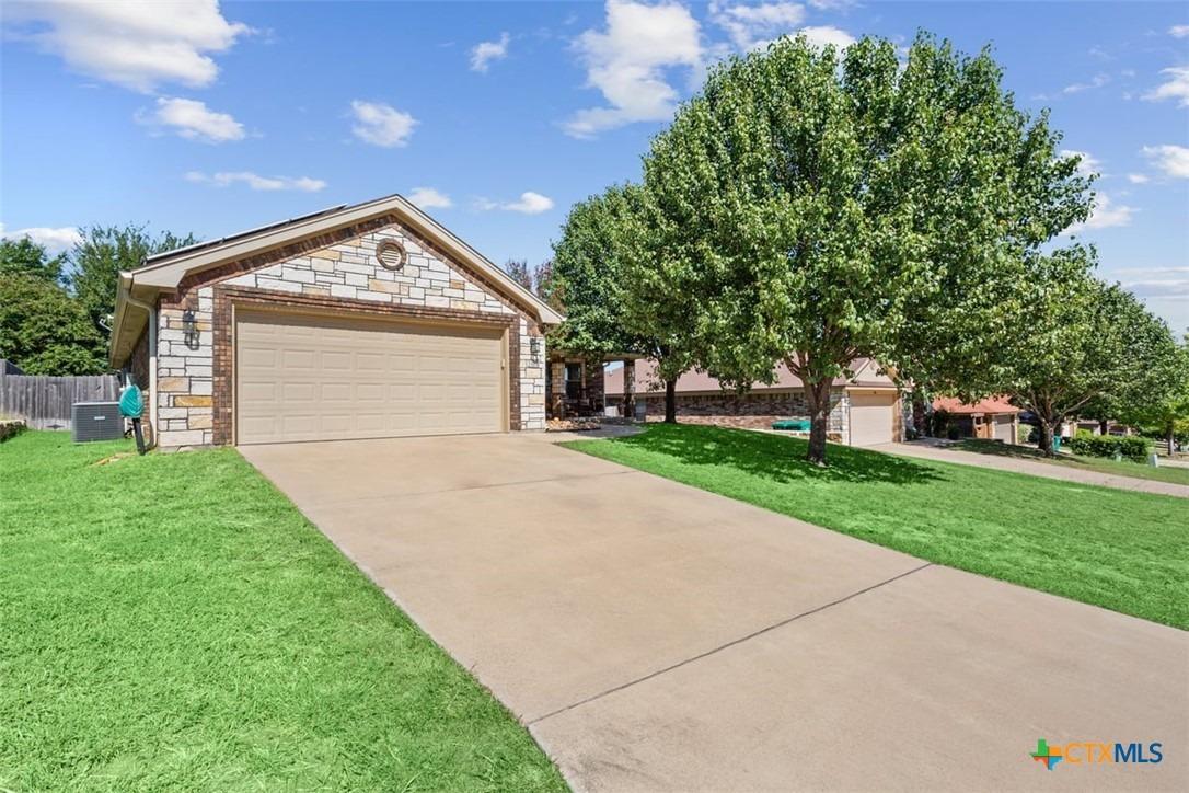 Mugho Dr, Harker Heights, TX 76548