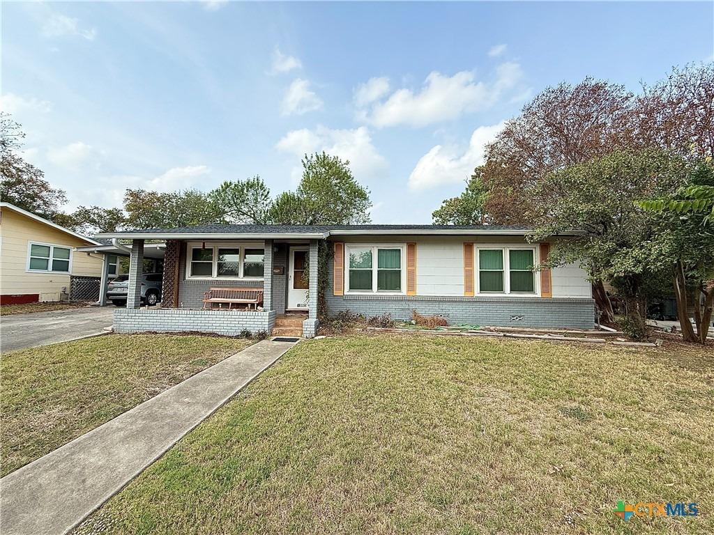 W Merriweather St, New Braunfels, TX 78130