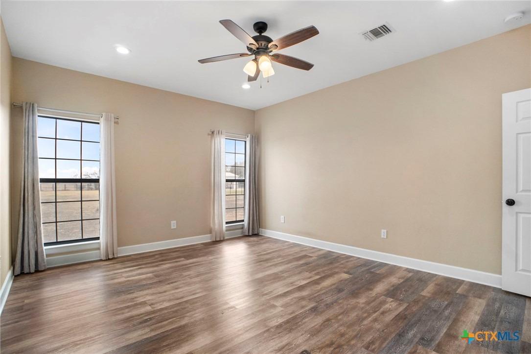 Thormeyer Rd, Seguin, TX 78155
