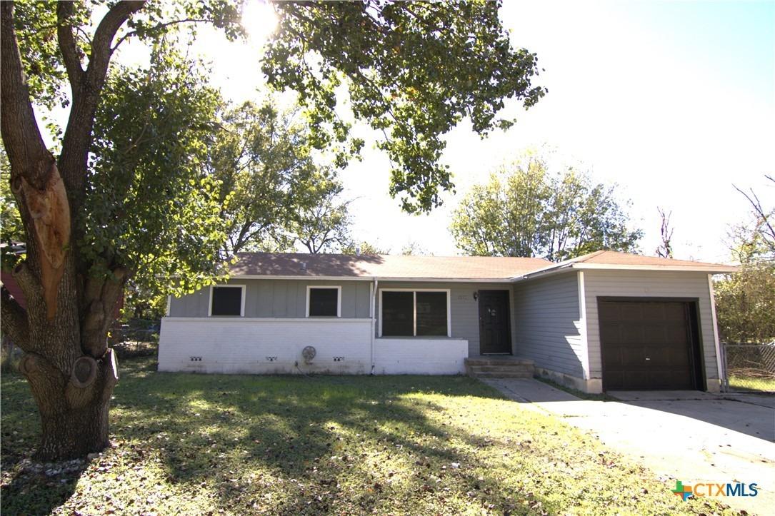 Davis Dr, Killeen, TX 76543