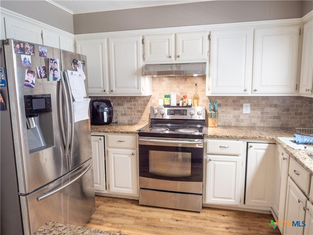 Westwood Dr, Port Lavaca, TX 77979