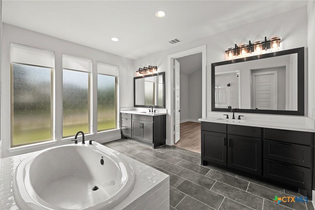 Boyd Haven Dr, Austin, TX 78744