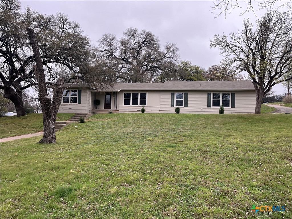 W Avenue A, Lampasas, TX 76550