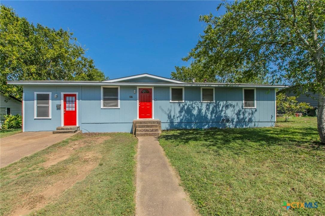 N Avenue U, Clifton, TX 76634