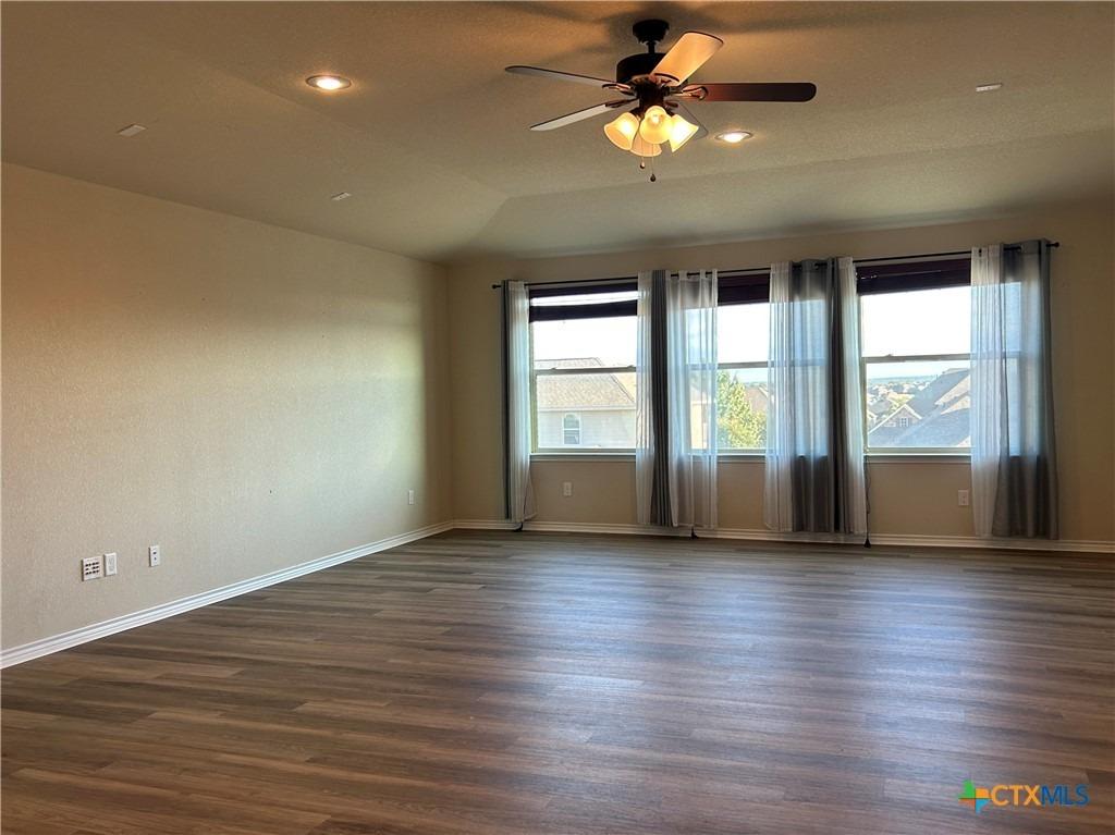 Siltstone Loop, Killeen, TX 76542