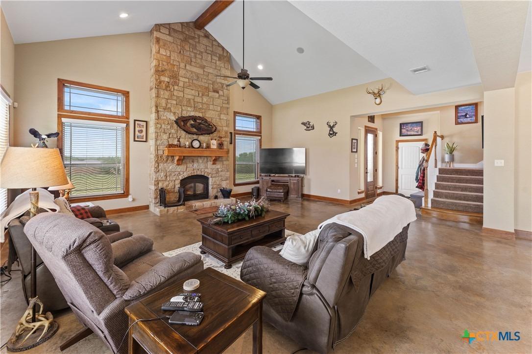 Hidden Springs Dr, Salado, TX 76571