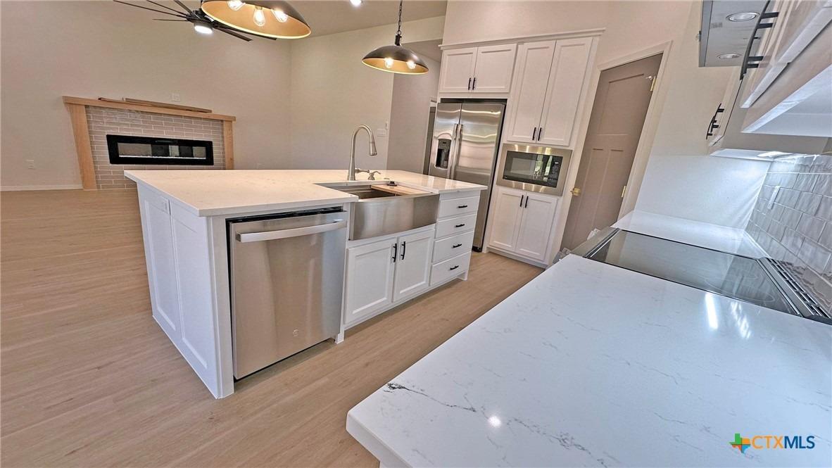 Walker Place Blvd, Copperas Cove, TX 76522