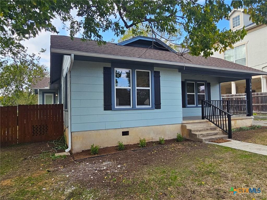 S Austin St, Seguin, TX 78155