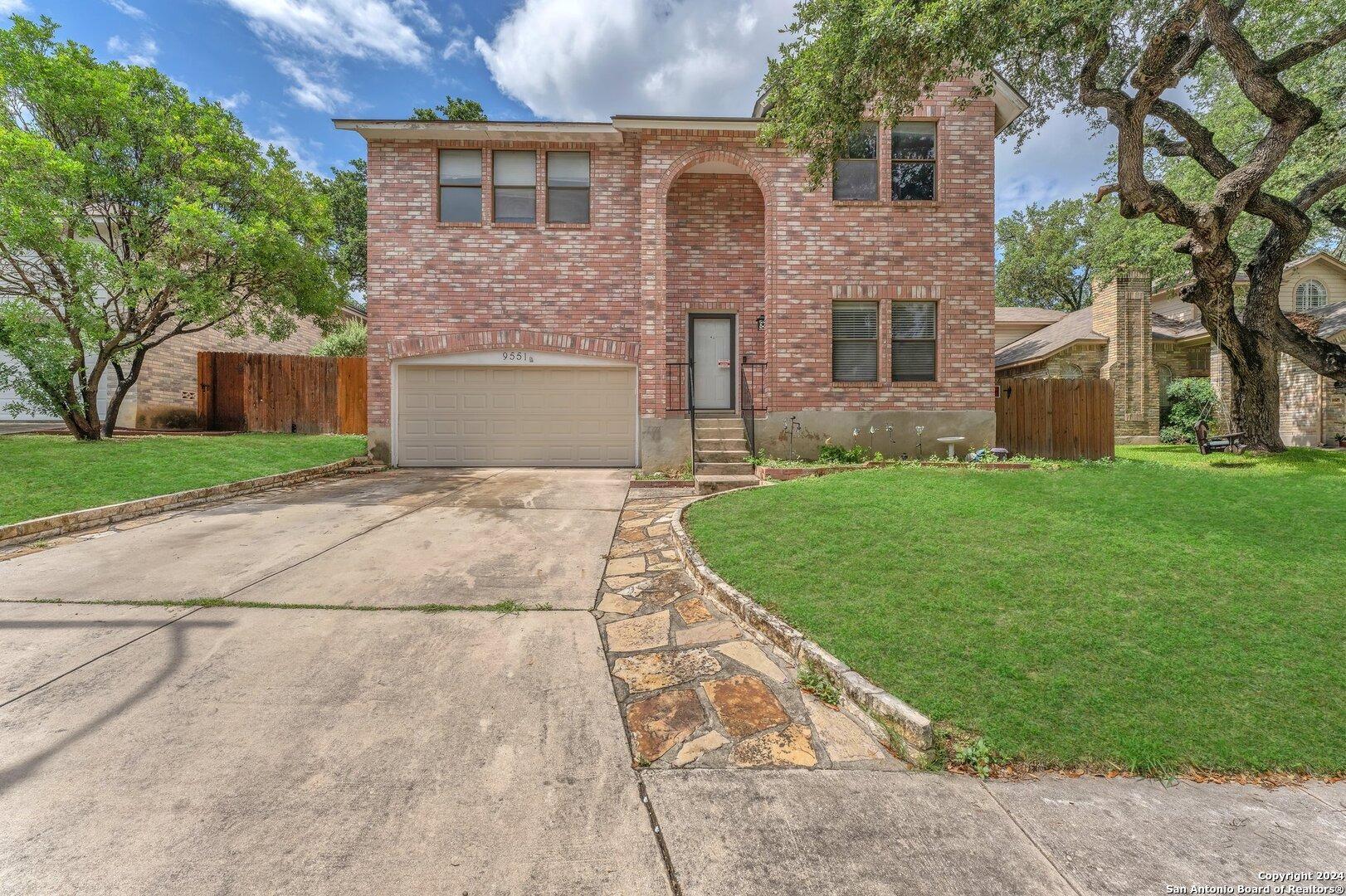 Maidenstone Dr, San Antonio, TX 78250
