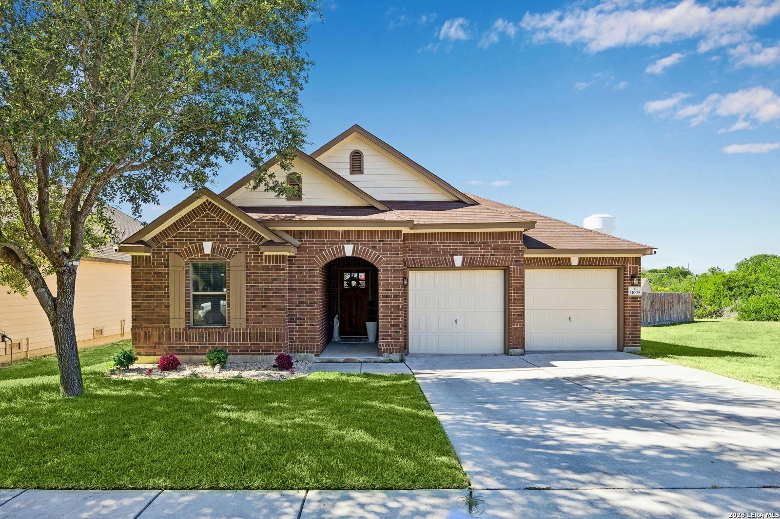 Almond Wood, San Antonio, TX 78233