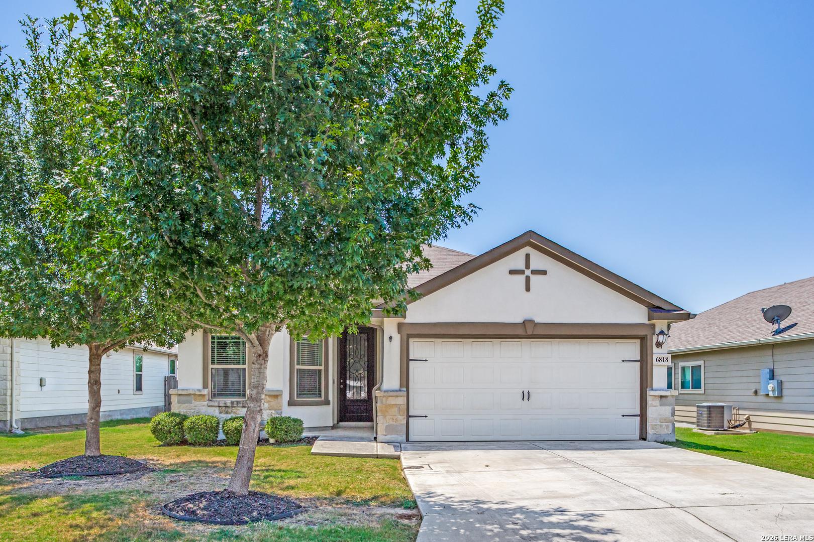 Dashmoor Crk, San Antonio, TX 78244