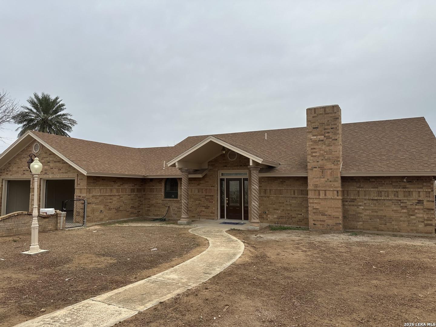 N 9th St, Carrizo Springs, TX 78834
