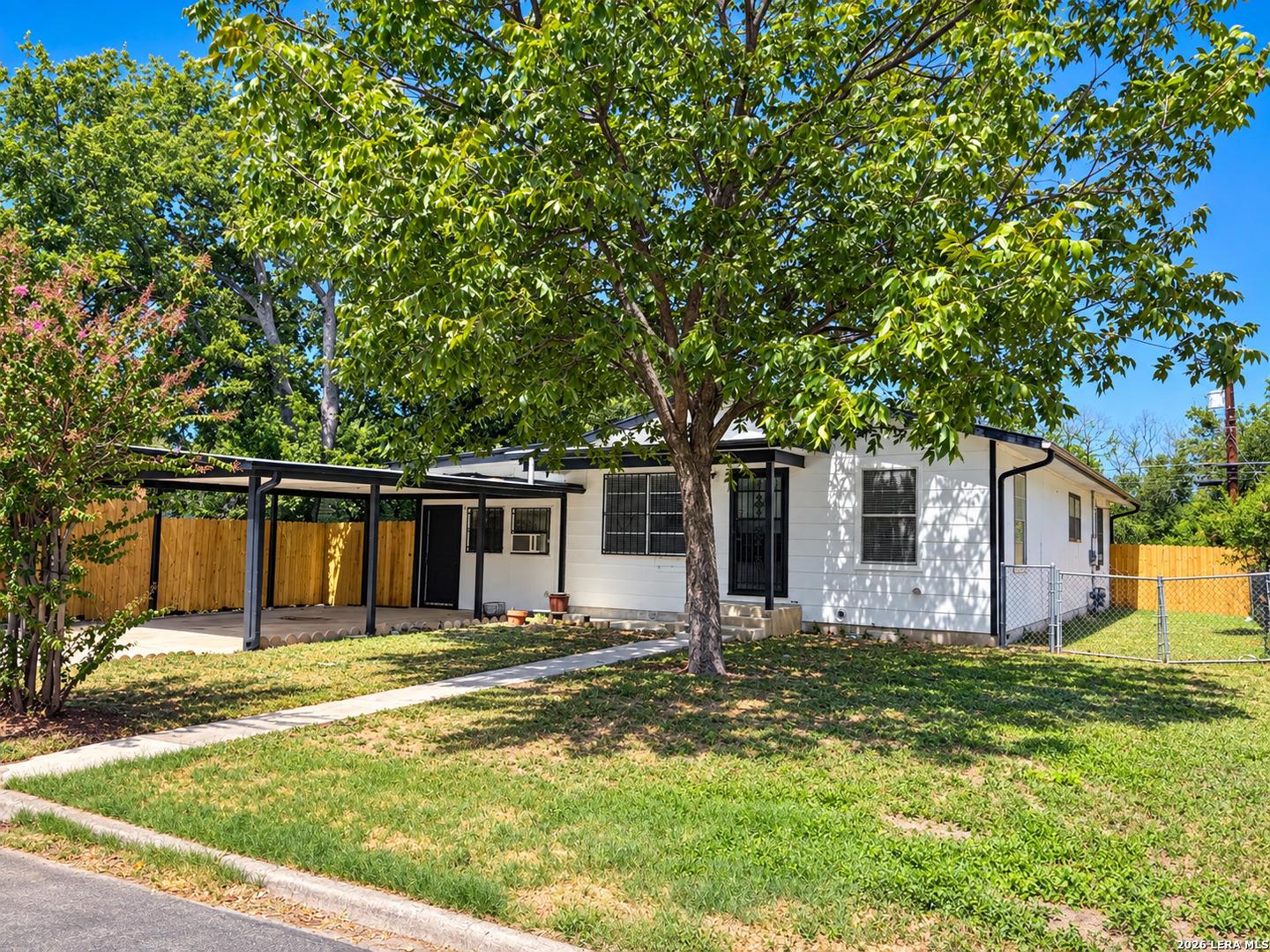Ashland Dr, San Antonio, TX 78218