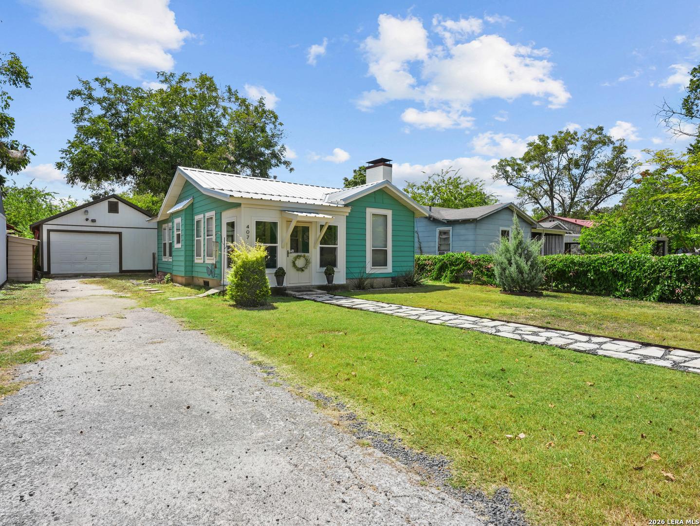 Lucille St, Kerrville, TX 78028