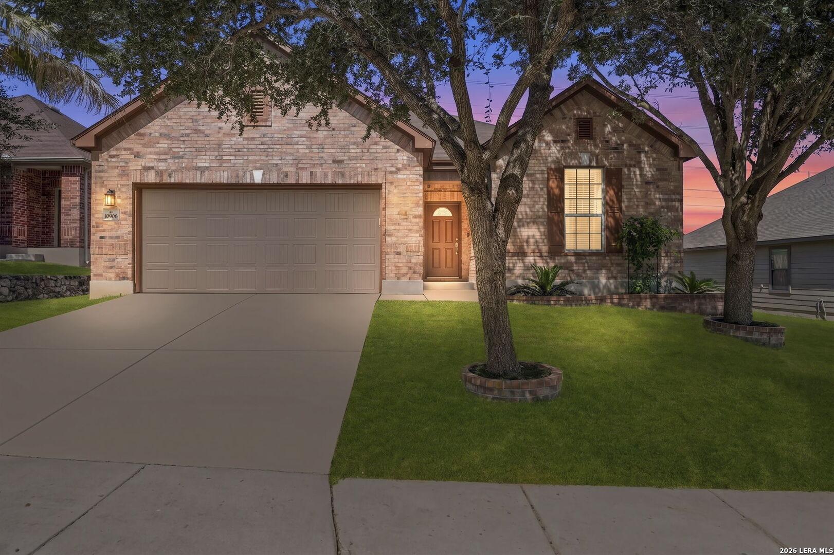 Almond Wood, San Antonio, TX 78233