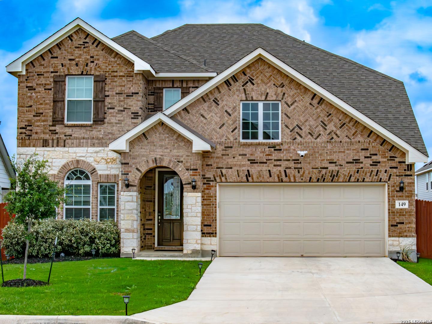 Mallorys Way, Castroville, TX 78009