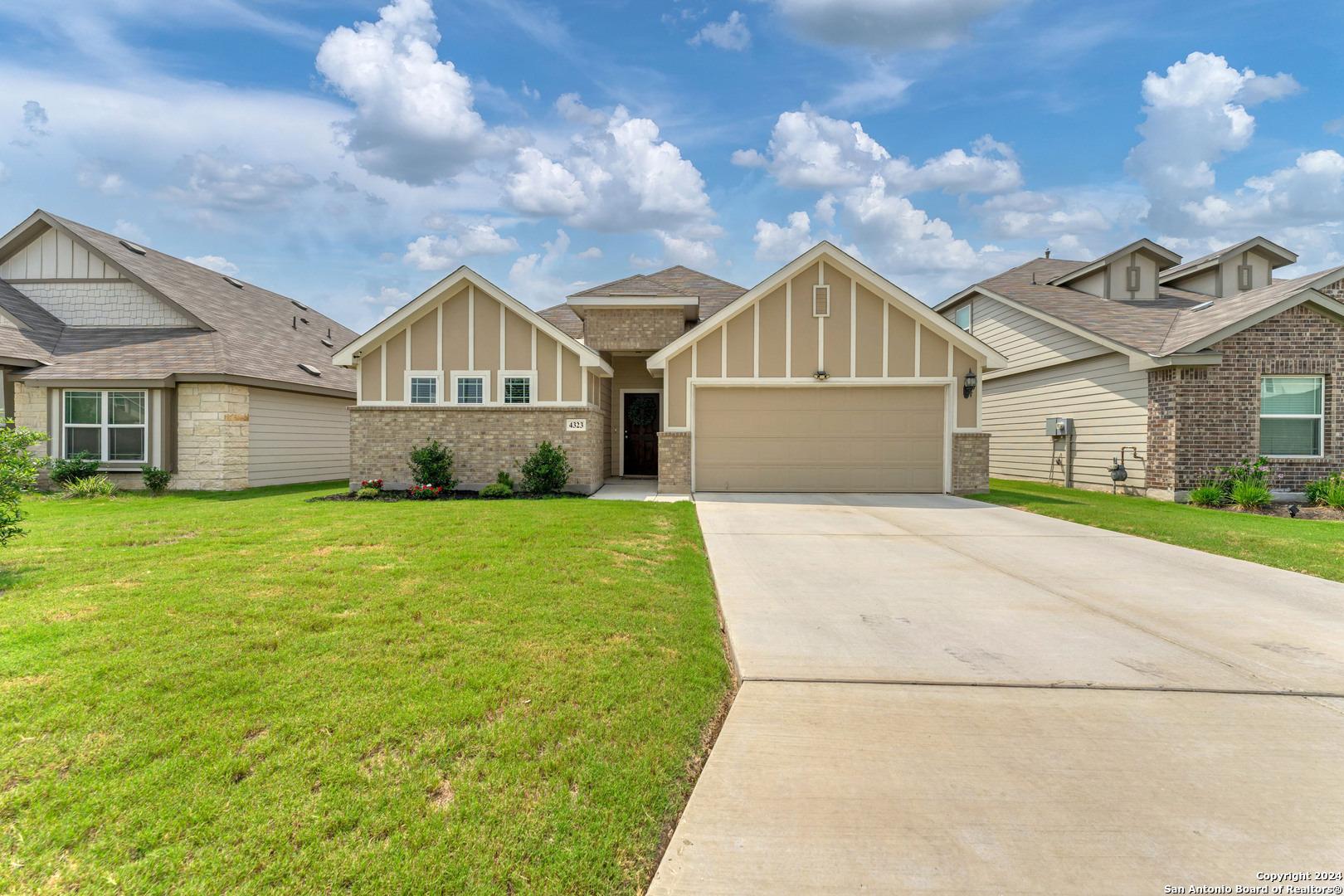 W Vasquez Cir, Converse, TX 78109