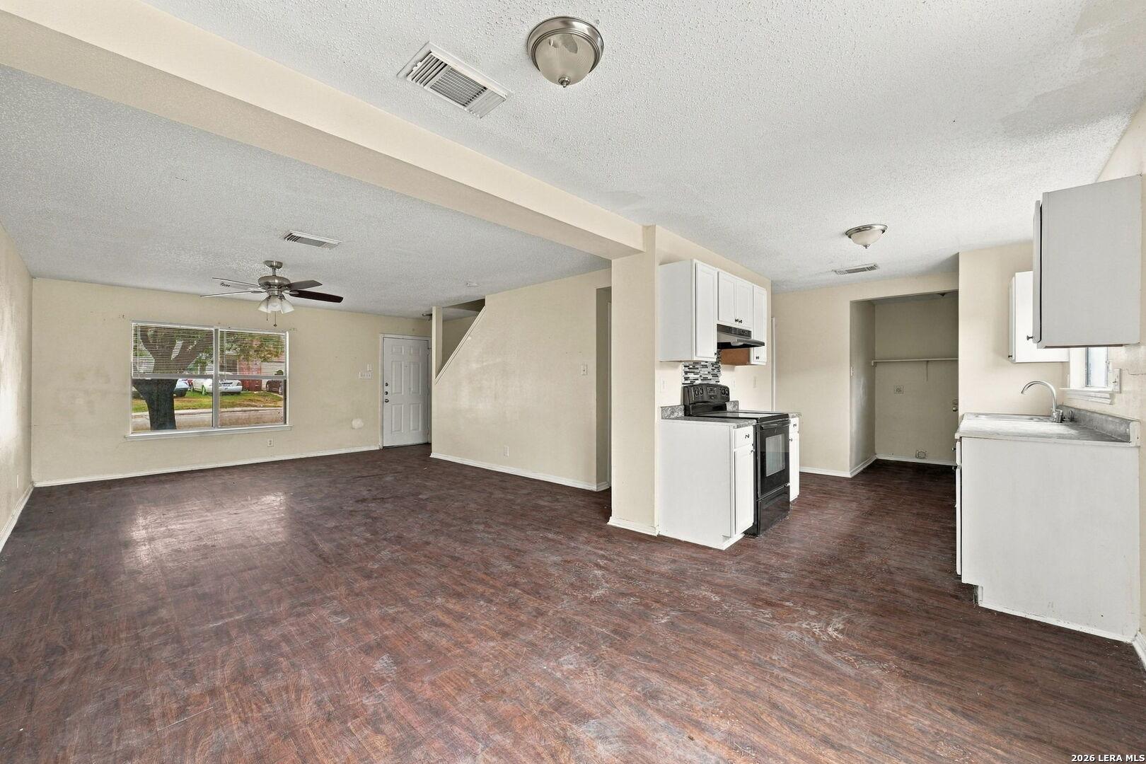 Cameron Spgs, San Antonio, TX 78244