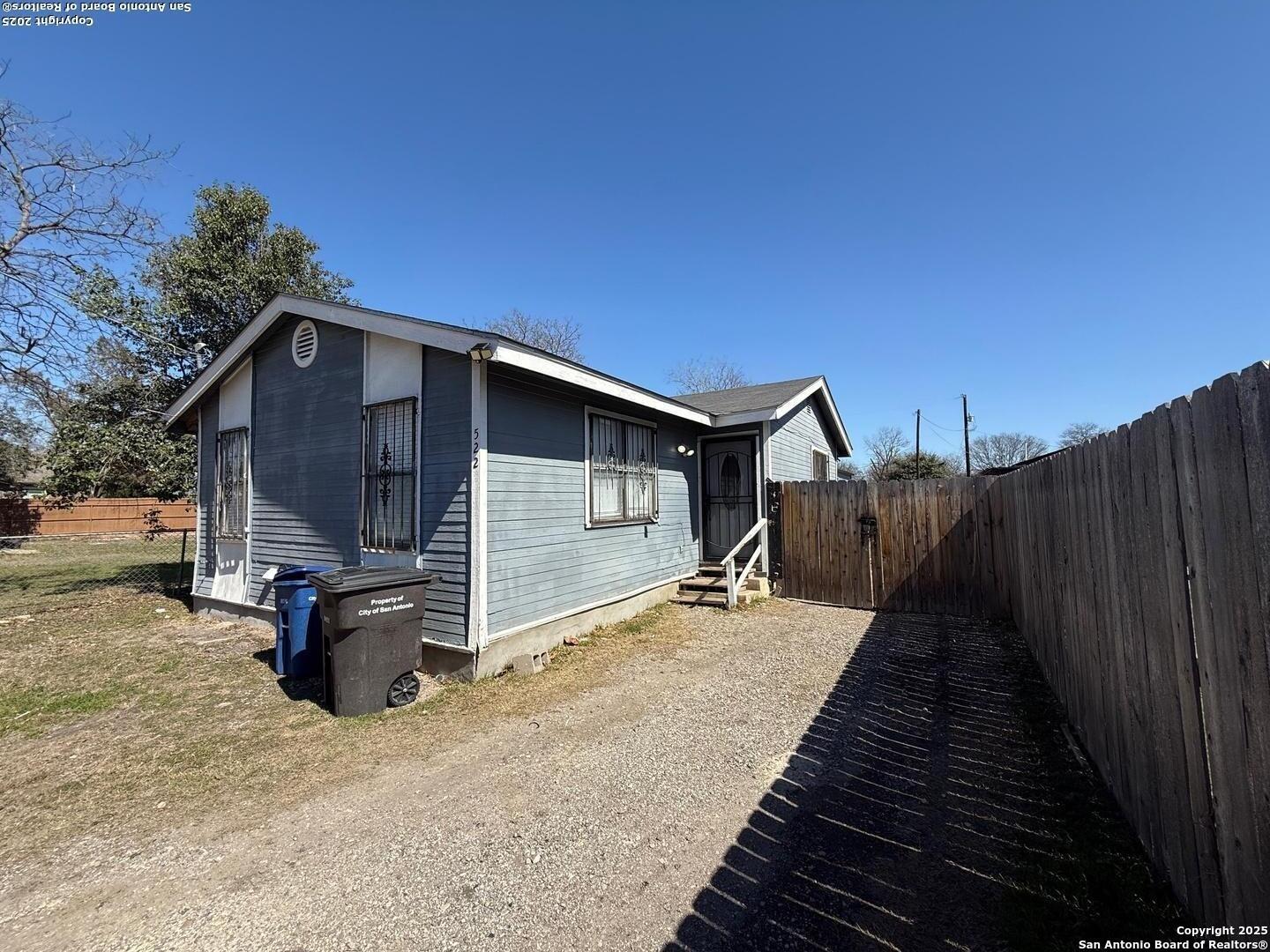 S Acme Rd, San Antonio, TX 78237