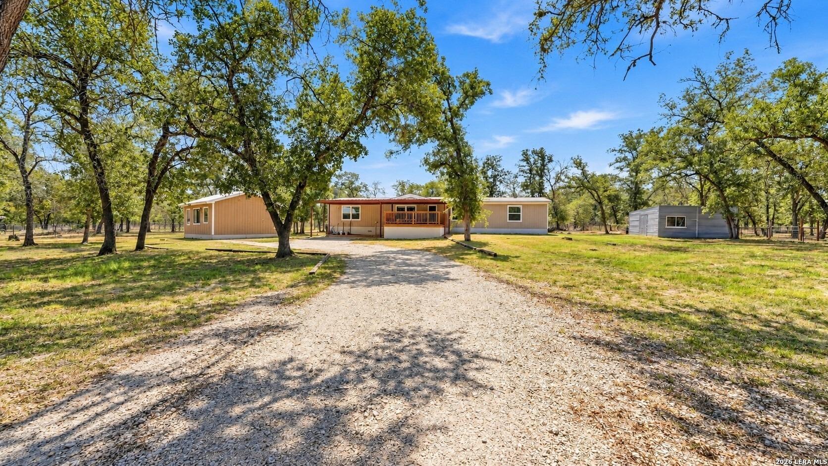 Oak View Dr, La Vernia, TX 78121