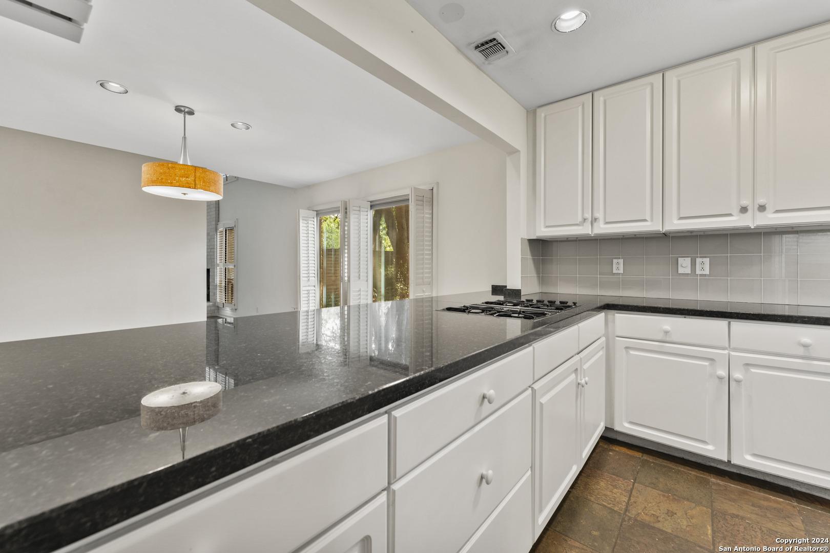 N New Braunfels Ave, San Antonio, TX 78209