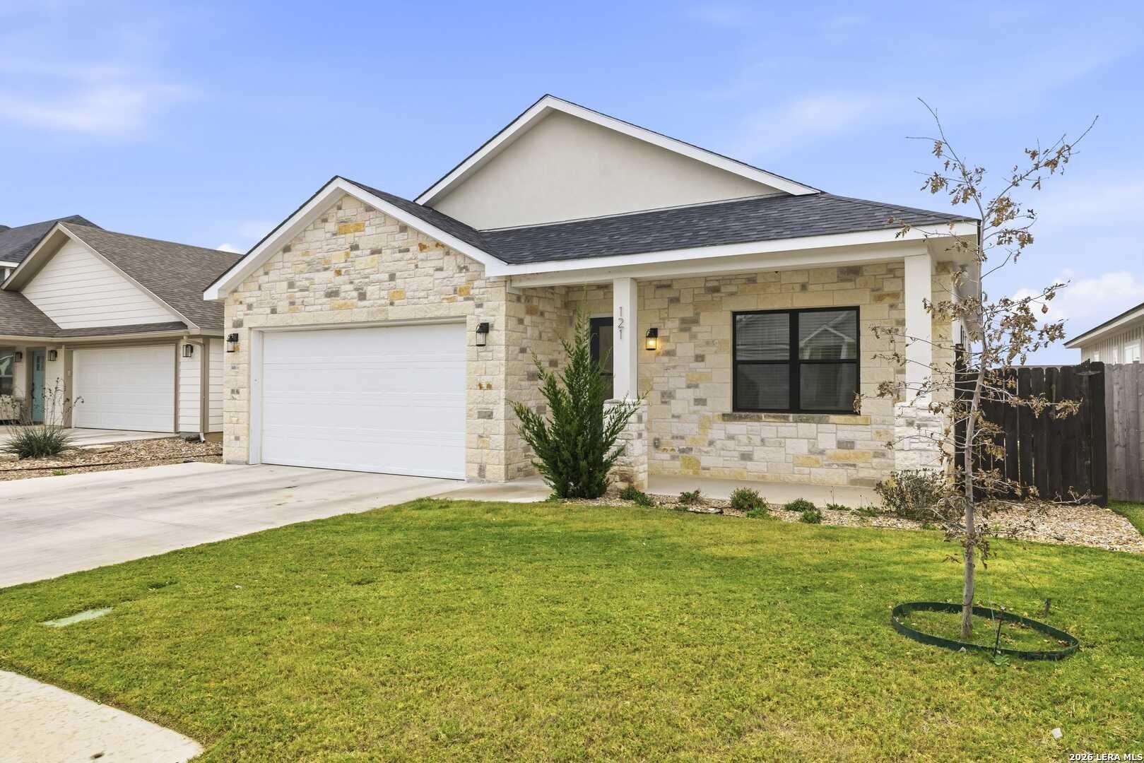 Feather Way, Fredericksburg, TX 78624