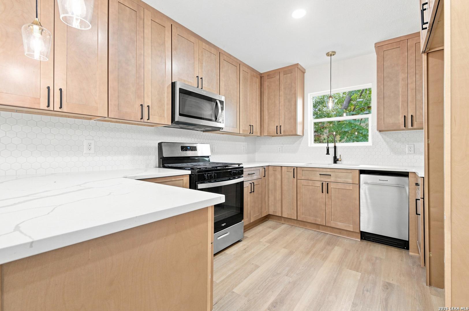 Belfast Dr, San Antonio, TX 78209