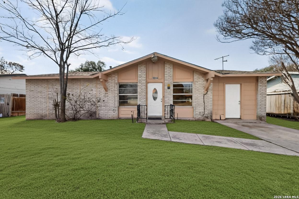 Ed White St, San Antonio, TX 78219