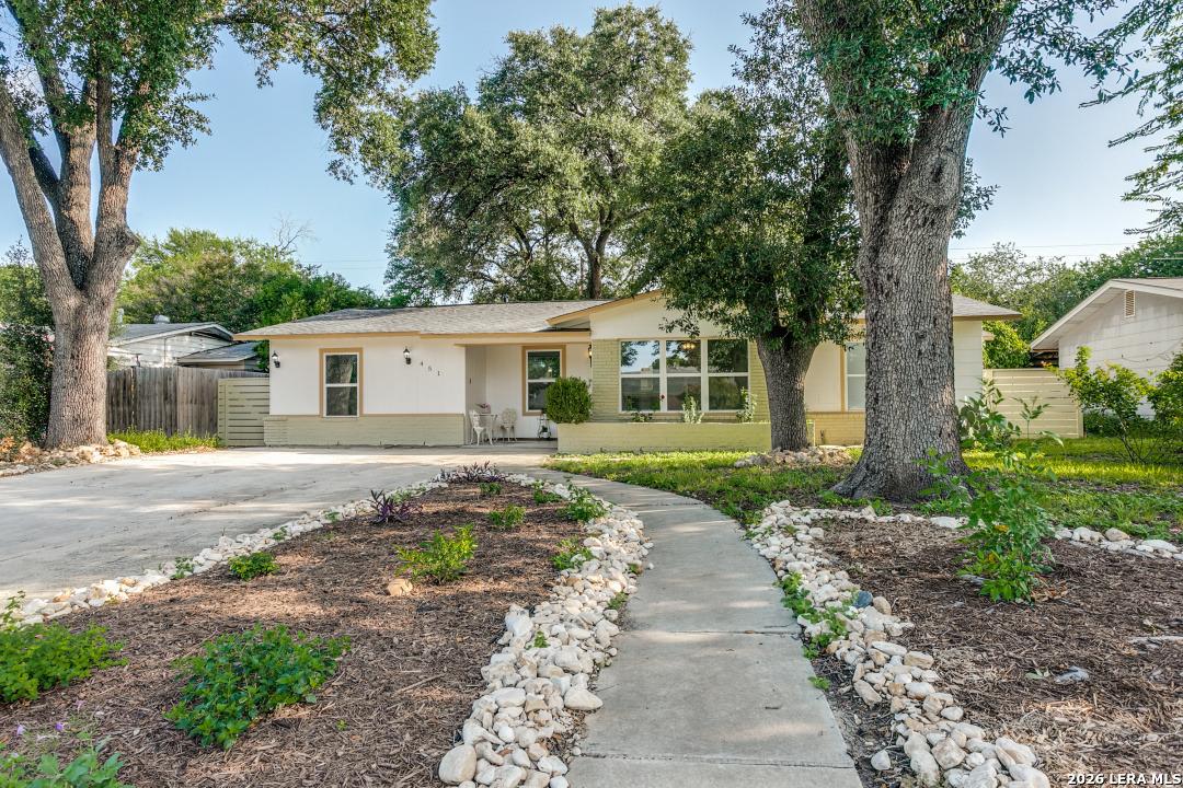 Hialeah Ave, San Antonio, TX 78218