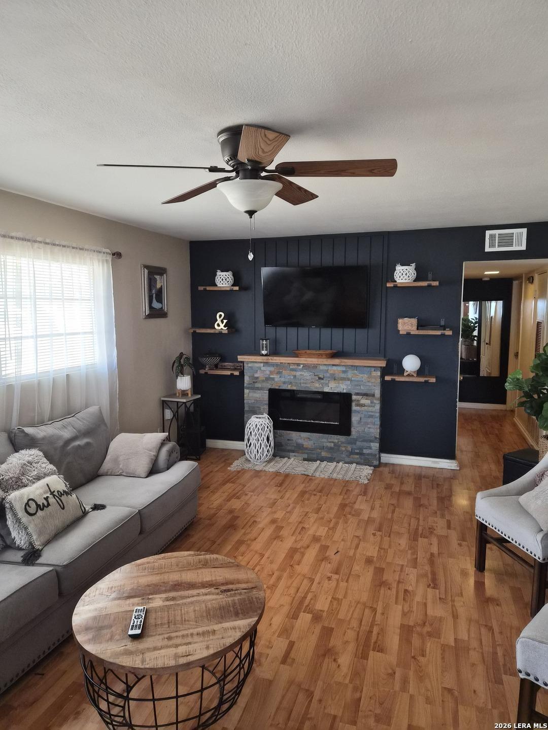 Fox Run, San Antonio, TX 78233