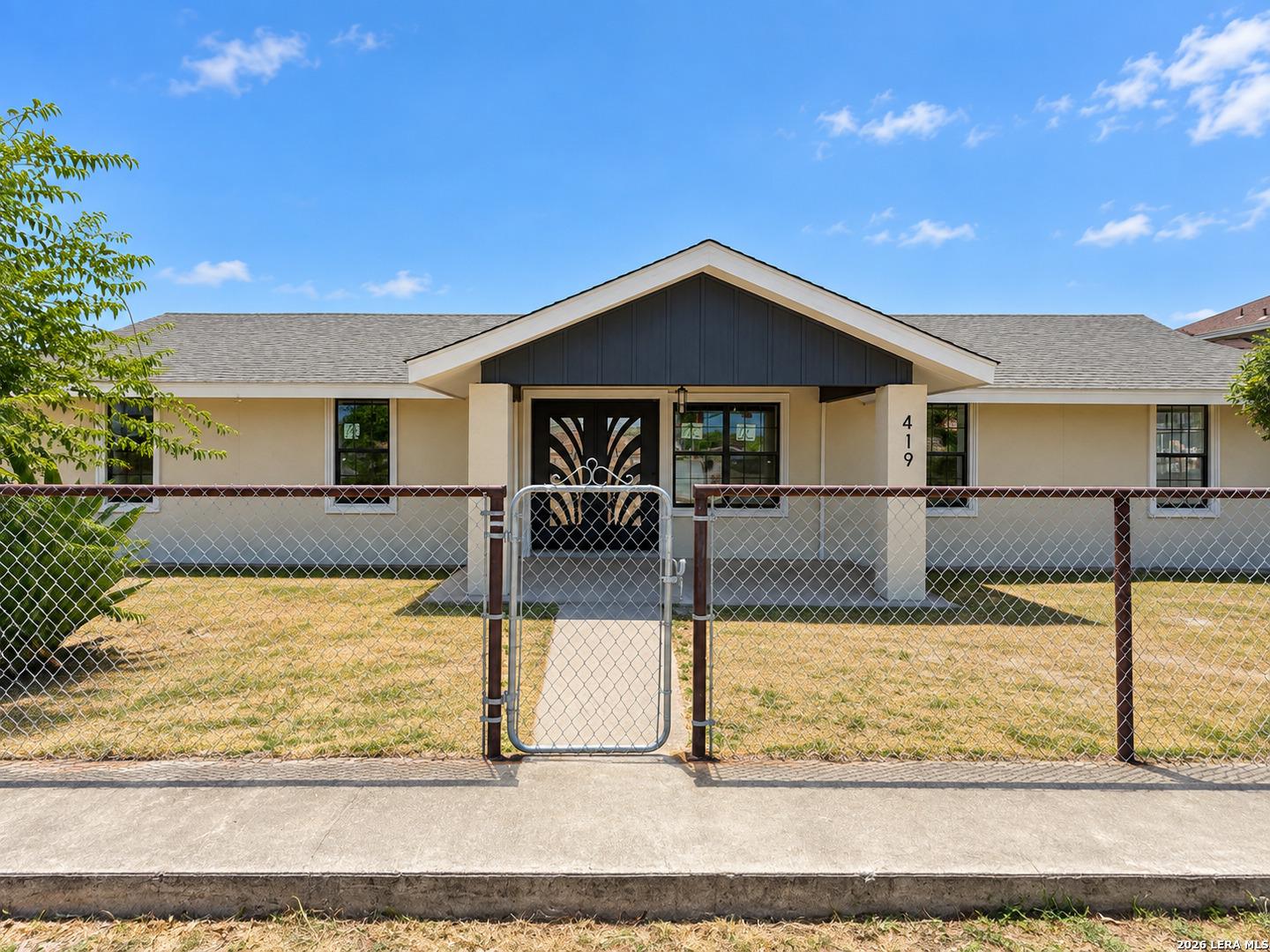 Candelario Montalvo, Eagle Pass, TX 78852