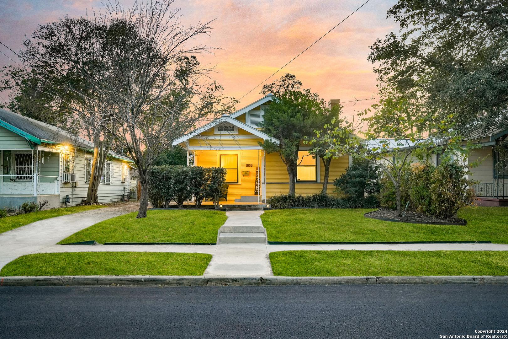 Highland Dr, La Canada Flintridge, CA 91011