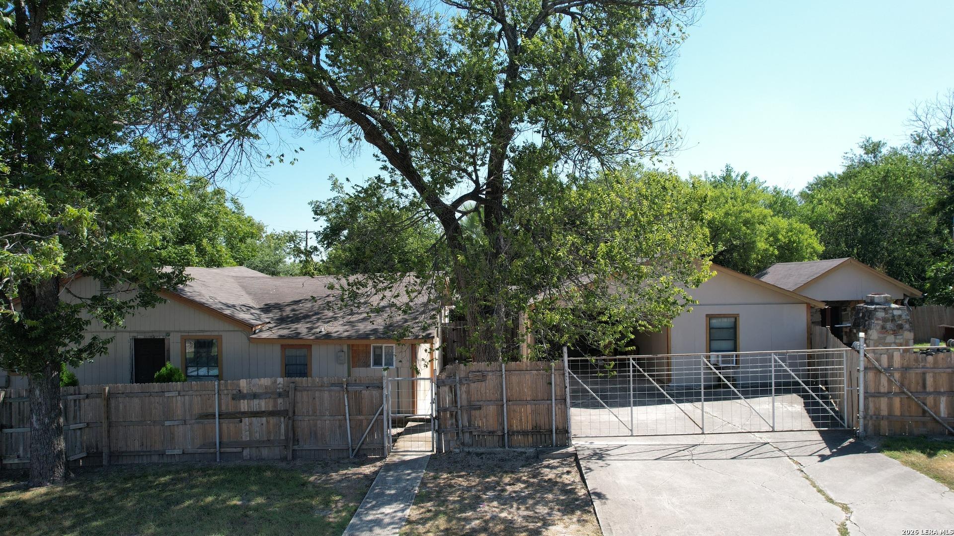 Cross St, New Braunfels, TX 78130