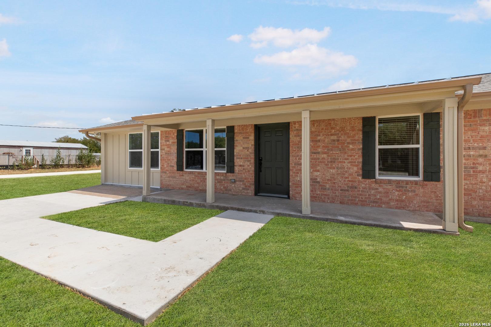 Corsicana St, Iola, TX 77861