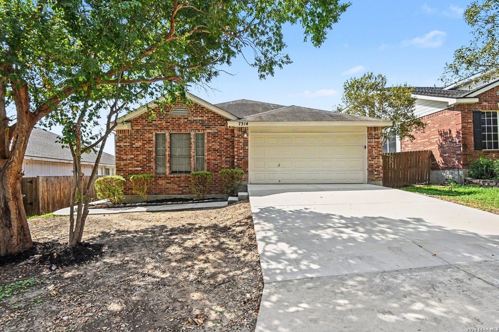 Highland Lake Dr, San Antonio, TX 78244
