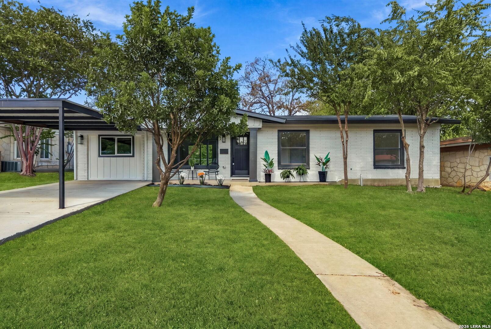 Barbara Dr, San Antonio, TX 78216